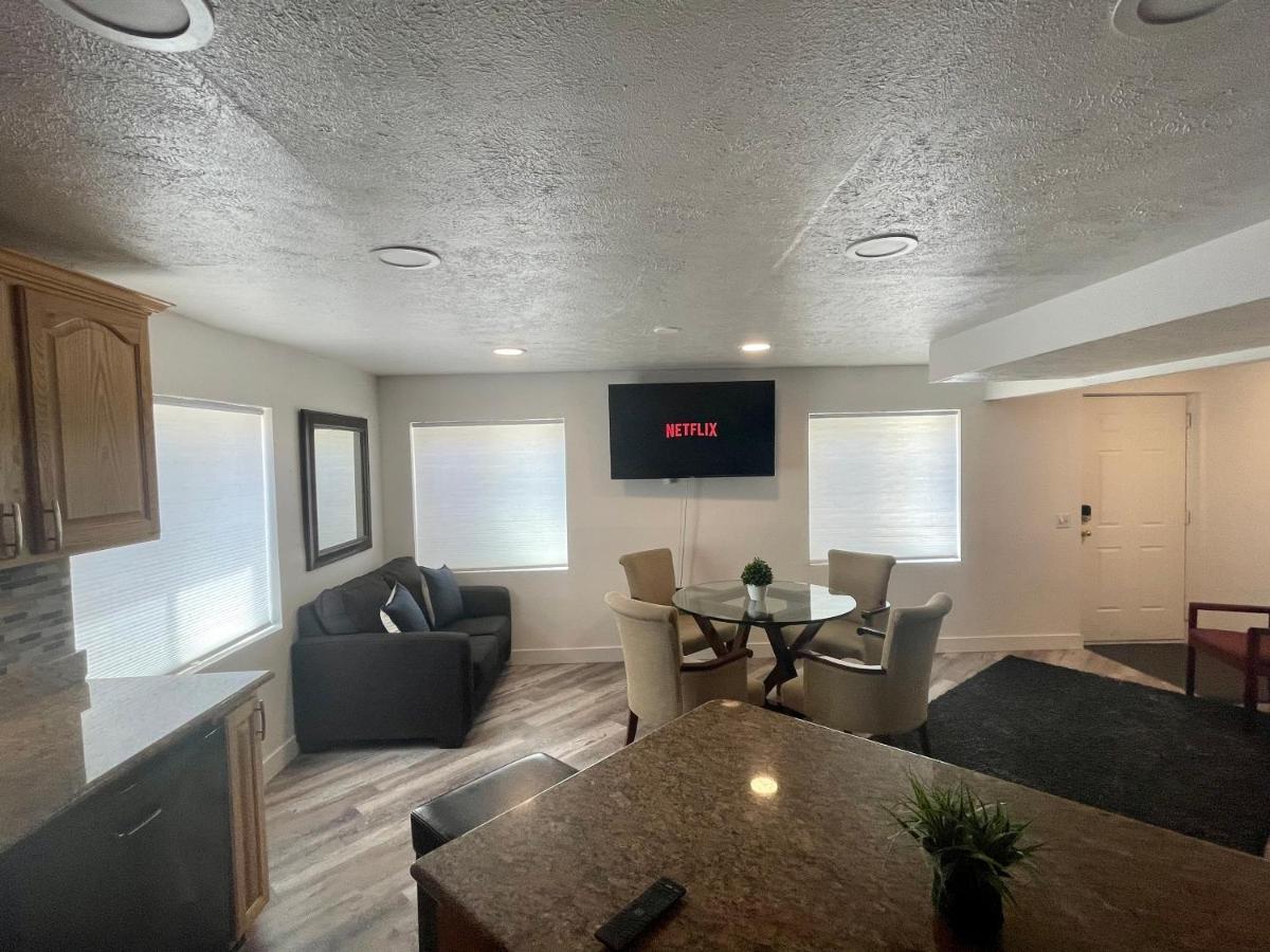 Modern Private Whole Unit 4 Bedroom Guest Suite King Bed Salt Lake City Dış mekan fotoğraf