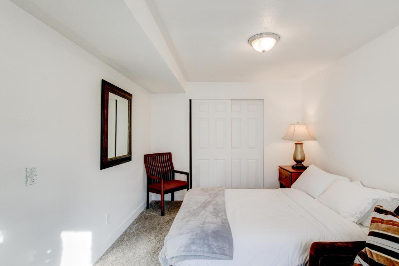 Modern Private Whole Unit 4 Bedroom Guest Suite King Bed Salt Lake City Dış mekan fotoğraf