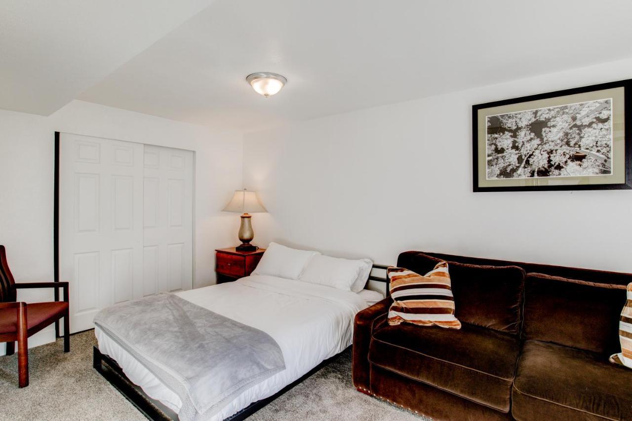 Modern Private Whole Unit 4 Bedroom Guest Suite King Bed Salt Lake City Dış mekan fotoğraf
