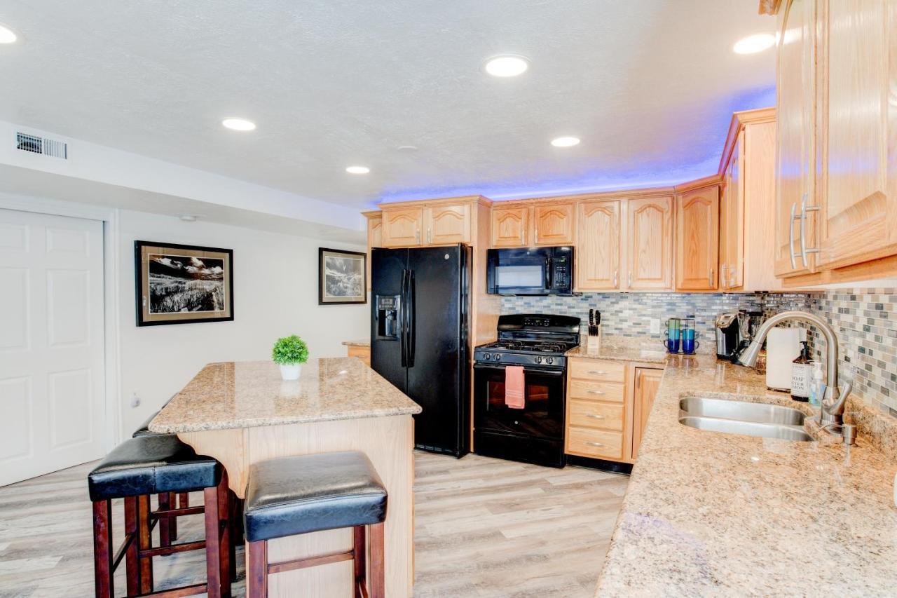 Modern Private Whole Unit 4 Bedroom Guest Suite King Bed Salt Lake City Dış mekan fotoğraf